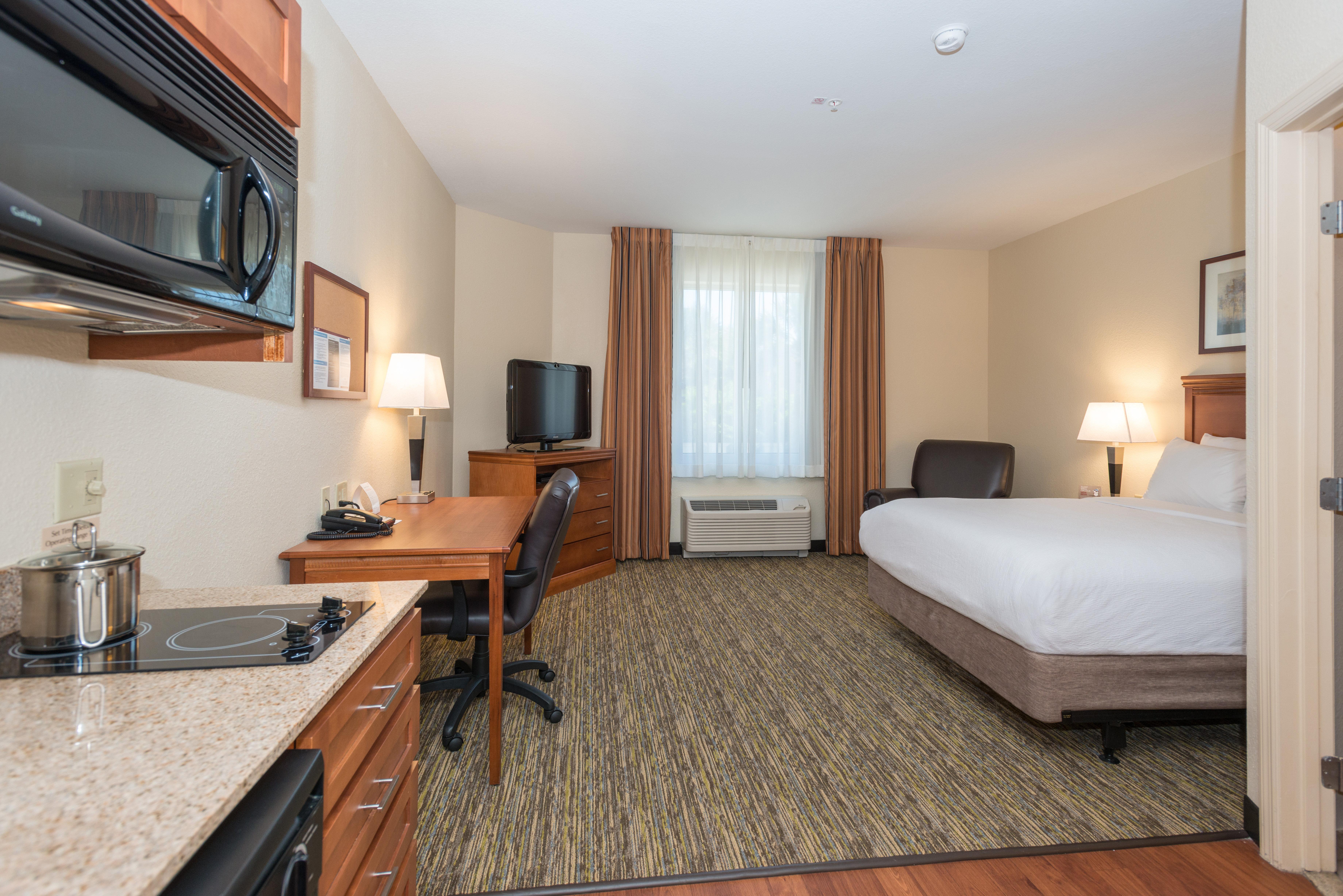 Candlewood Suites Mobile-Downtown By Ihg Bagian luar foto