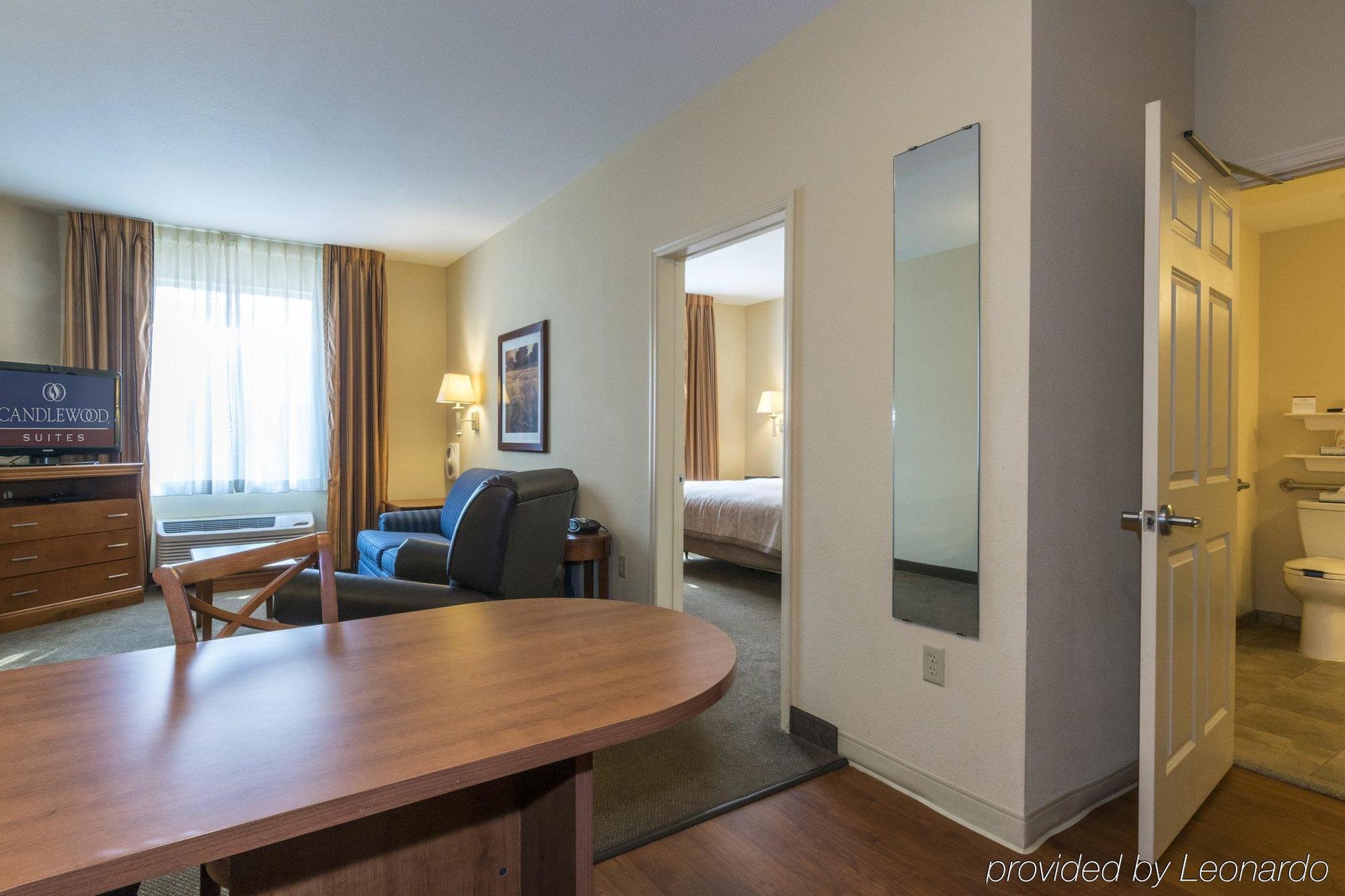 Candlewood Suites Mobile-Downtown By Ihg Bagian luar foto